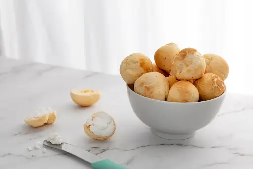 [3] Pão de Queijo - Requeijão